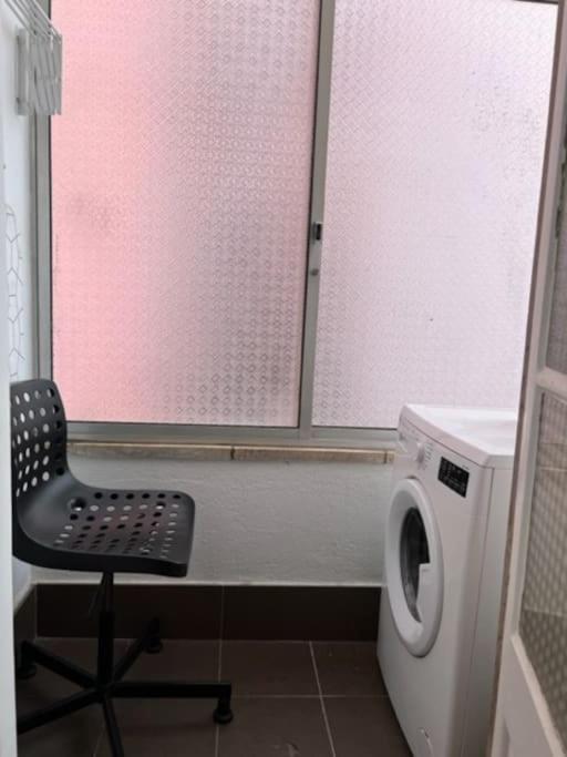 Romantic And Bright Studio Apartment In Arroios - Ssl 2B Lisbona Esterno foto